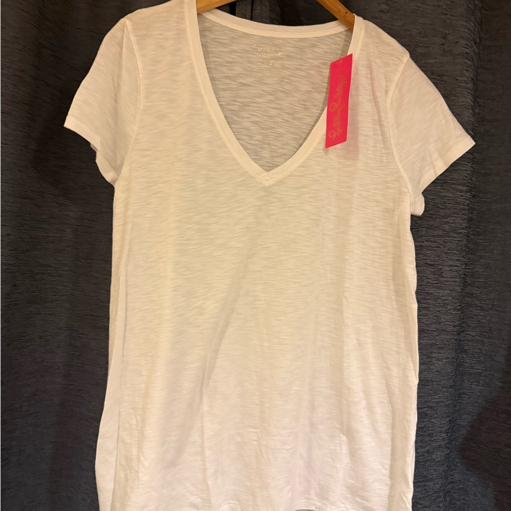 Lilly Pulitzer White V-Neck Short Sleeve Tee